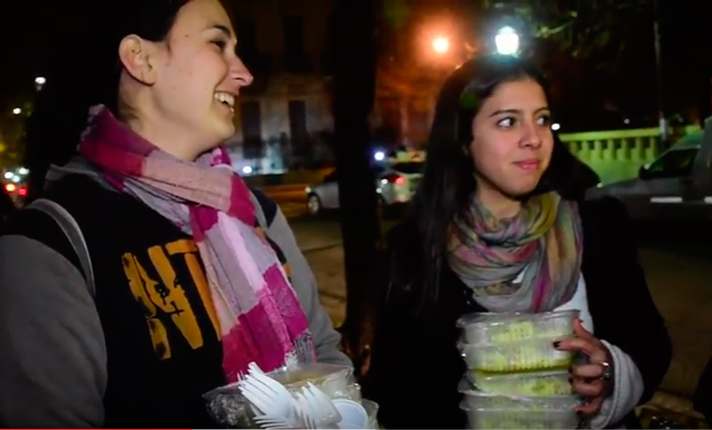 Alumnos de Derecho asisten a personas en situación de calle