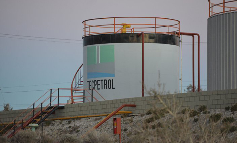 Petroleros aceptaron reducir el salario a cambio de sostener puestos de trabajo