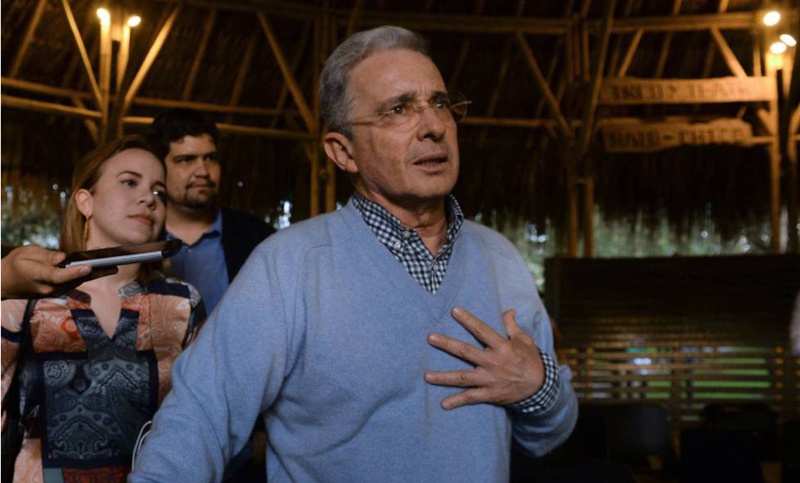 Colombia: periodistas piden a Uribe dejar «práctica sistemática» de calumniar