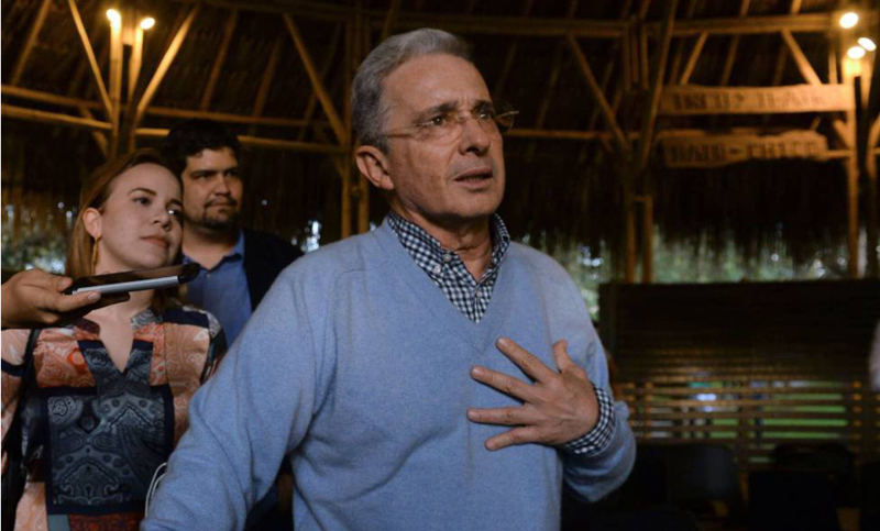 Colombia: periodistas piden a Uribe dejar «práctica sistemática» de calumniar