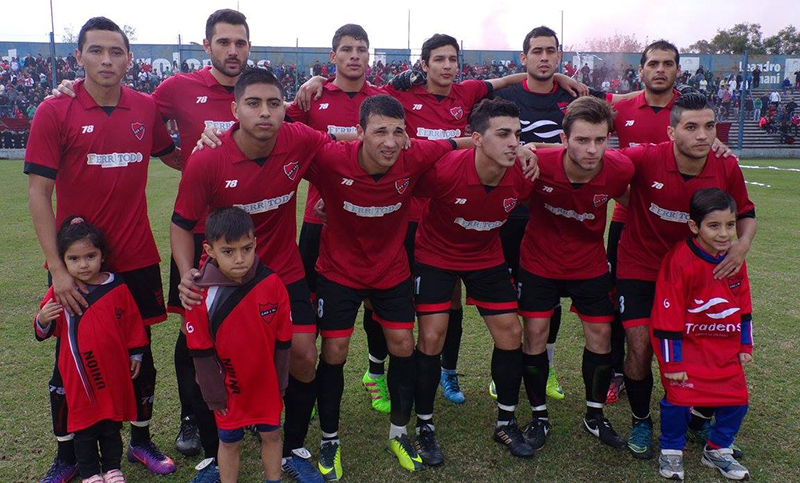 Unión de Álvarez ganó y es el puntero solitario del Molinas