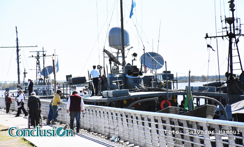 Dos buques de la Armada brasileña visitan Rosario  