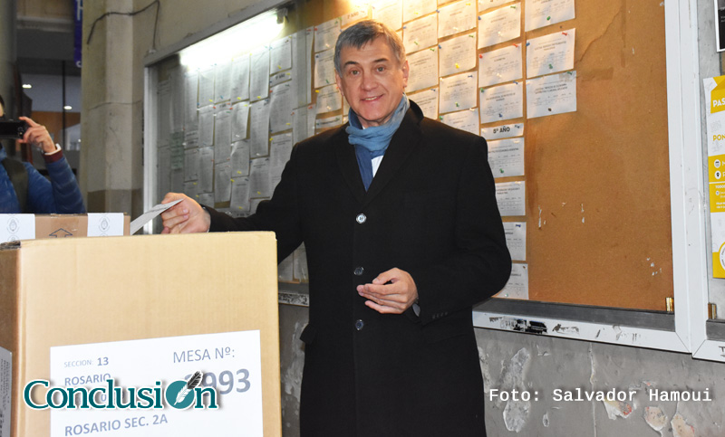 Boasso: «Fue una campaña dura, voy a esperar los resultados con mis amigos»