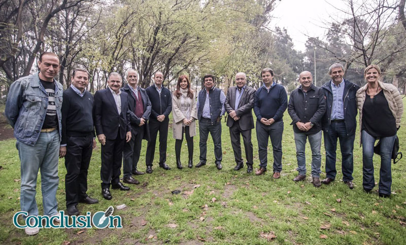 Cristina Kirchner se reunió con intendentes en Lomas de Zamora