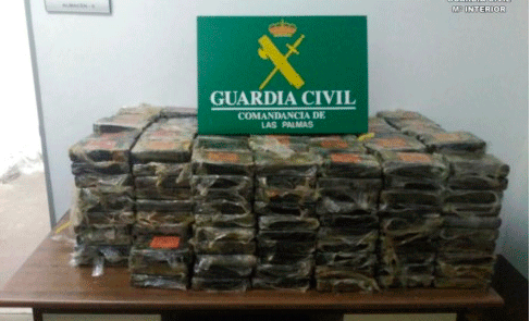 Argentino detenido en España por llevar 470 kilos de cocaína en velero