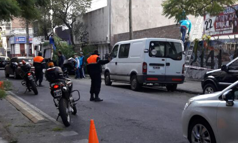 La Municipalidad intervino el terreno de Salta 2141