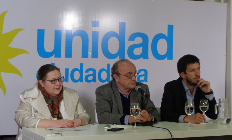 Leopoldo Moreau: «Retuvieron los datos que le daban el triunfo a Cristina Kirchner»