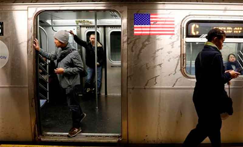 El alcalde neoyorquino quiere que los ricos rescaten el subte   