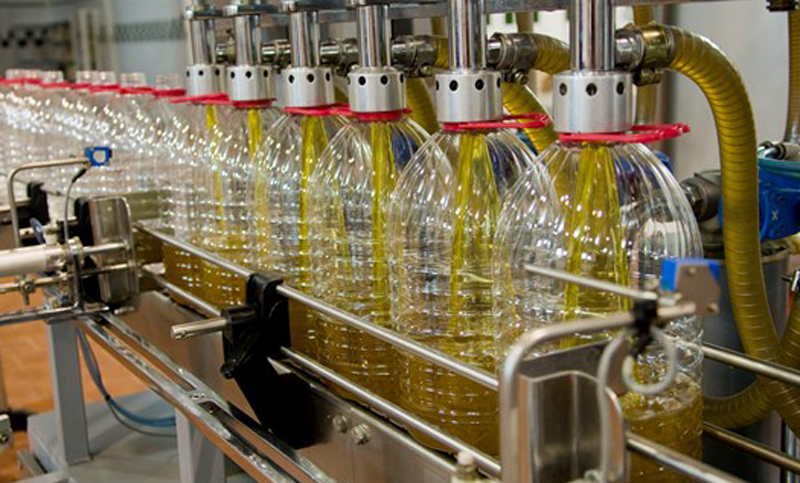 La provincia convocó a una reunión tripartita de la industria aceitera de Rosario y la región