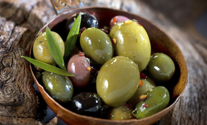 ¿Por qué algunas aceitunas son verdes y otras negras?