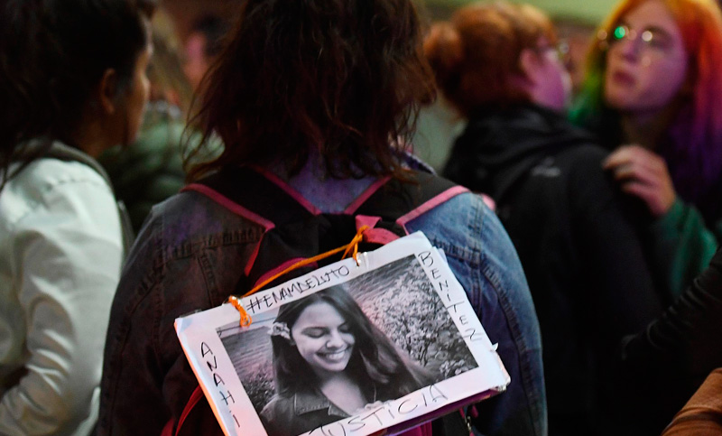 Con muestras de dolor, familiares dijeron adiós a Anahí Benítez