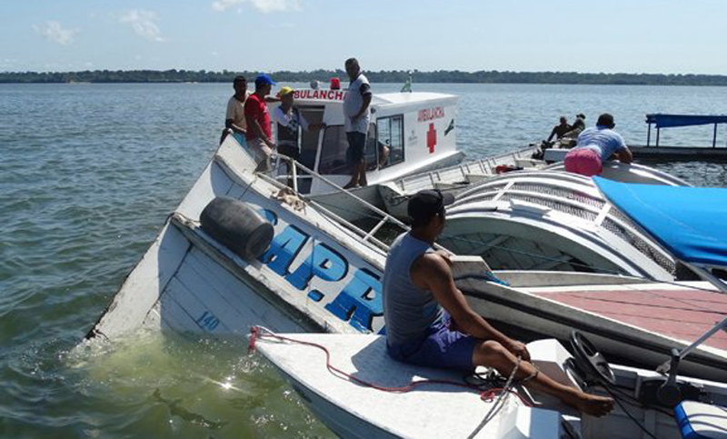 Suman 41 personas las víctimas de dos naufragios en Brasil