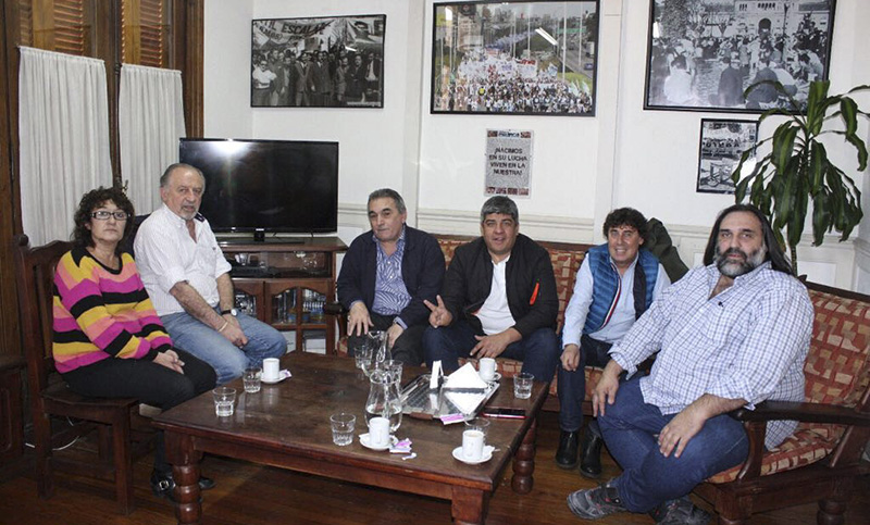 Las dos CTA se suman a la marcha de la CGT y estrechan lazos para frenar el ajuste
