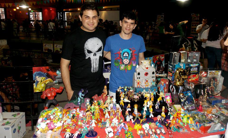Liga de coleccionistas, un grupo que no se despega de la nostalgia