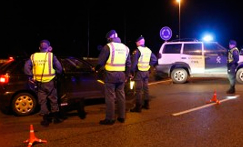 Una pareja denuncia a la policía vial por agresión en la autopista a Santa Fe