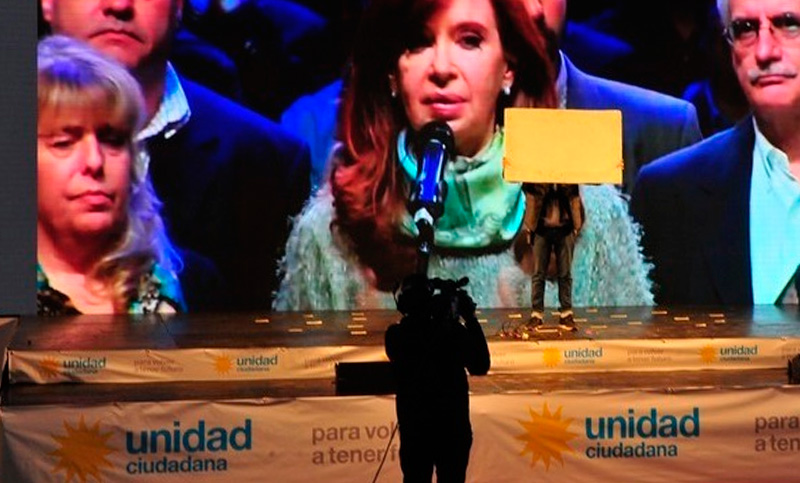 Cristina llegó a Arsenal y hay un ambiente de mesurado optimista en el búnker
