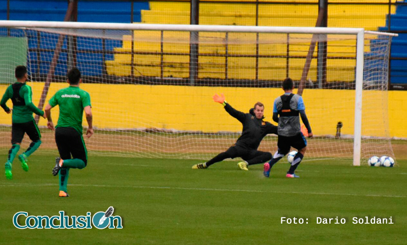 Central cayó 2-0 ante Vélez en amistoso de pretemporada