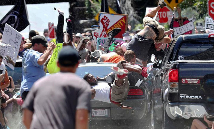 Un muerto en violenta manifestación de derecha radical en EE.UU.