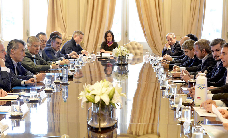 «El País» y su visión acerca de algunos ministros argentinos
