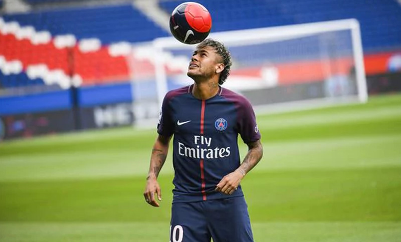 Neymar podría denunciar a Barcelona ante la Fifa por una deuda