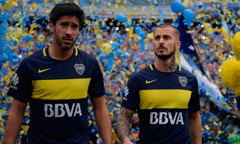 Pablo Pérez y Darío Benedetto se reunieron con Sampaoli
