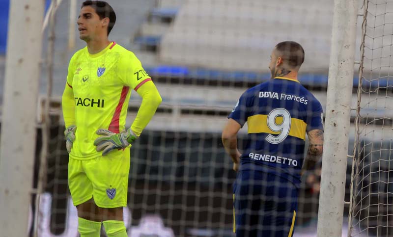 Boca goleó a Vélez con un Benedetto intratable y piensa en Central