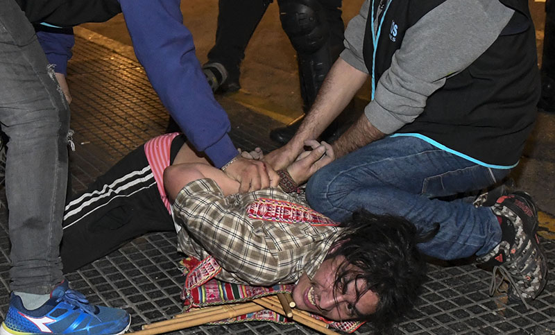 Tras demora del juez, avanzan las indagatorias a los 31 detenidos por incidentes en Plaza de Mayo