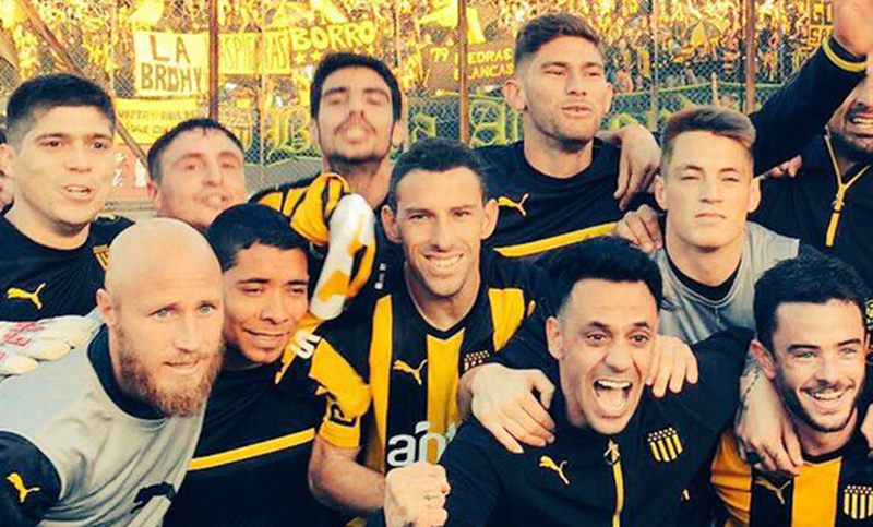 La Fiera Rodríguez festejó el triunfo de Peñarol en el clásico uruguayo