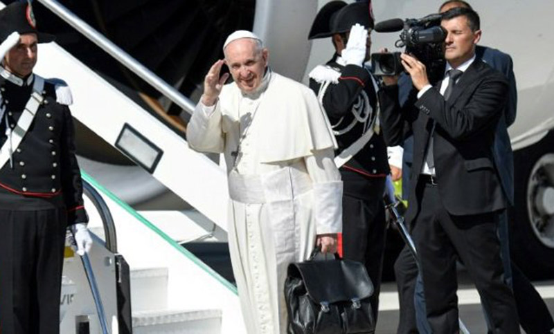 El Papa Francisco viaja a Colombia para “dar el primer paso” hacia la paz