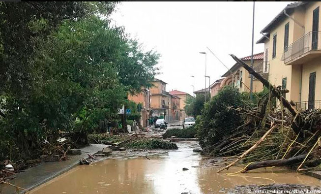 Al menos cinco muertos por un fuerte temporal en Italia
