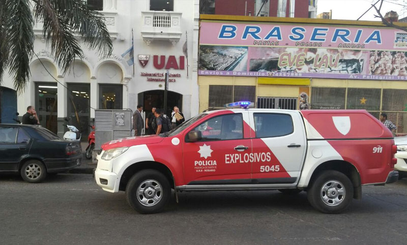 Falsa amenaza de bomba en la UAI alteró el tránsito por Pellegrini