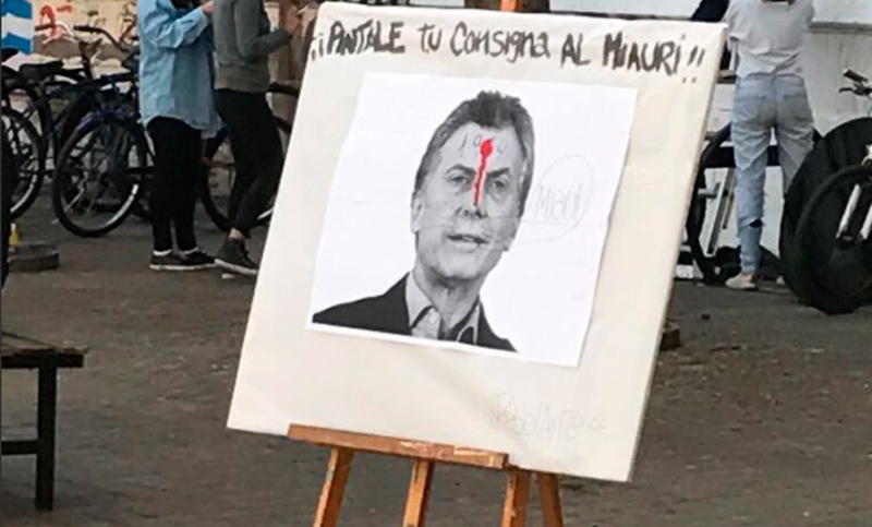 La intervención estudiantil “pintale tu consigna al Mauri” terminó en polémica