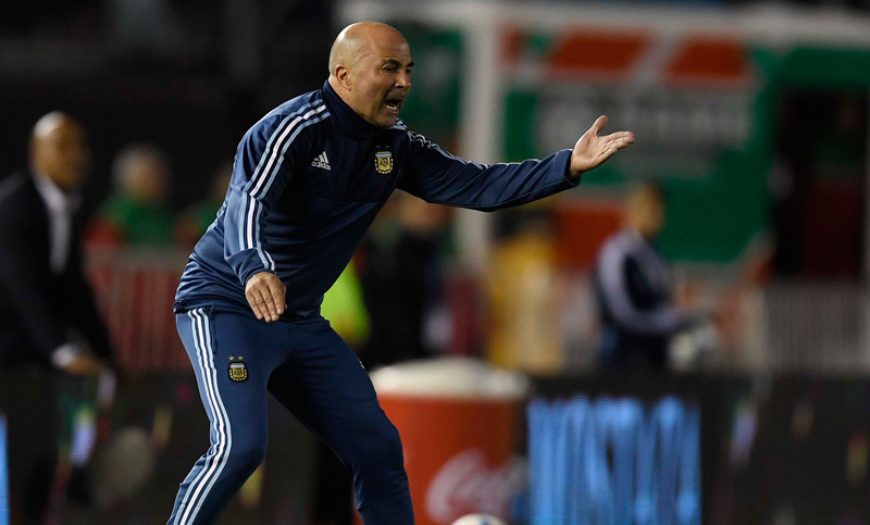 Sampaoli, tras el empate: “Ahora sí estamos complicados”