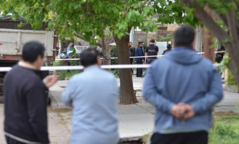 Hallaron asesinado a un matrimonio en su casa y junto a su hija en estado de shock