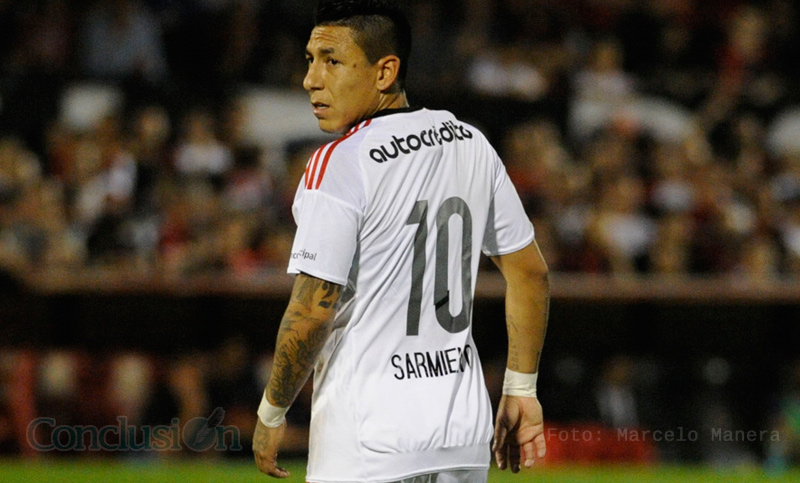 Sarmiento y Leyes salvaron la ropa y nada más en sus primeros minutos