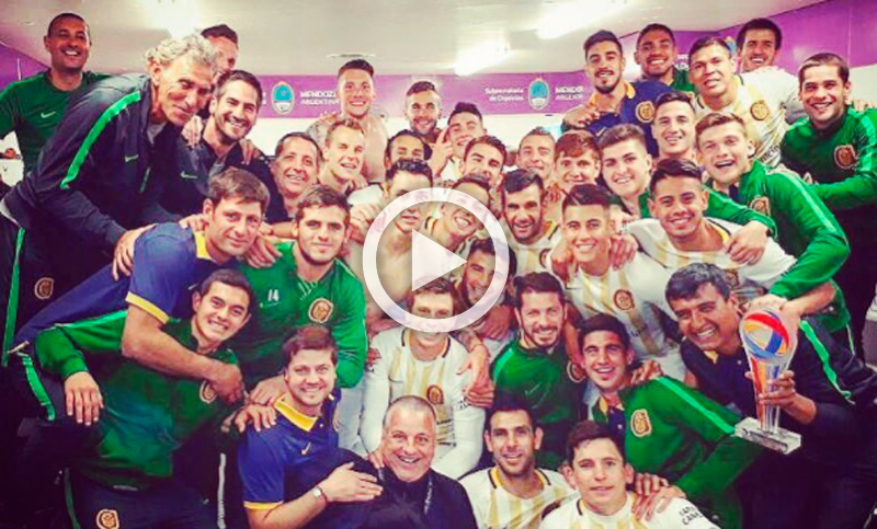 El eufórico festejo del plantel e hinchas canallas tras la victoria ante Boca