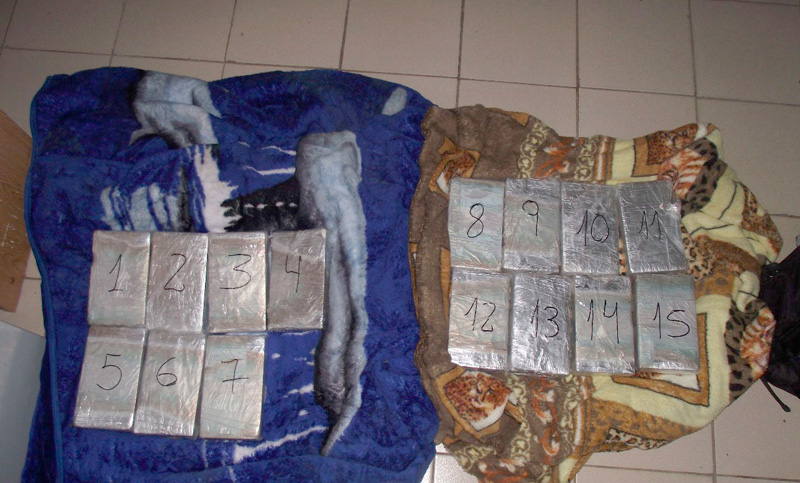 Encontraron dos valijas llenas de cocaína en un colectivo de larga distancia