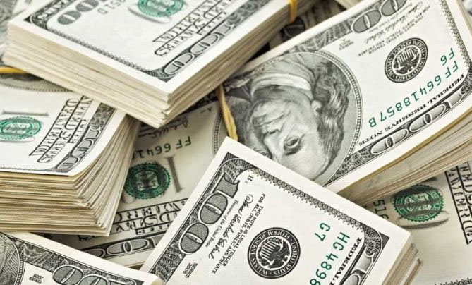 El dólar cerró a $17,27 y perdió 21 centavos en la última semana