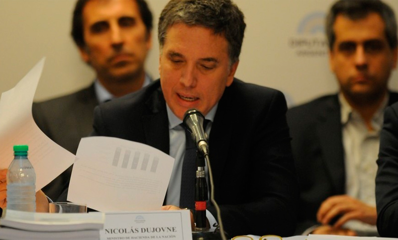 El déficit fiscal primario se redujo 30% durante agosto