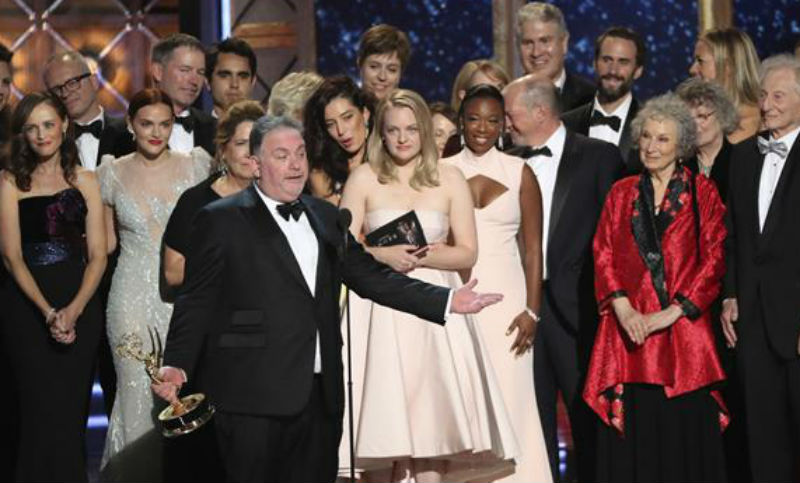 «The handmaid’s tale» y «Veep» triunfaron en los Emmy