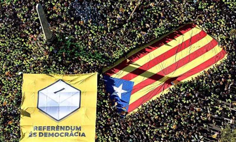 Referéndum catalán en jaque: los separatistas relanzan sus protestas