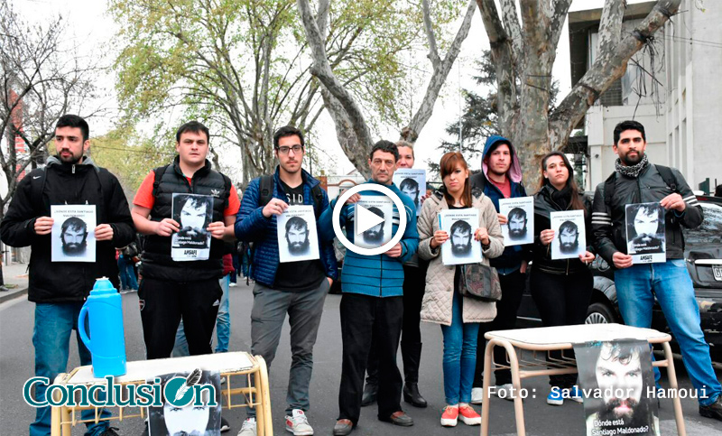 Repudio por la presencia de Gendarmería en clase pública por Santiago Maldonado