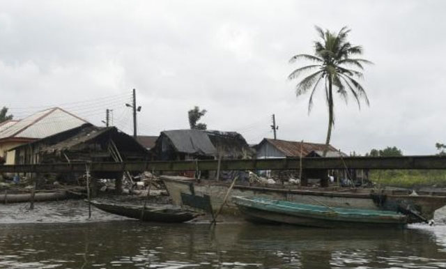 Al menos 33 muertos al naufragar un barco en el noroeste de Nigeria