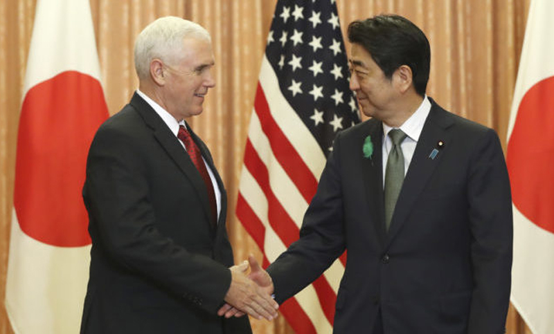 Japón apoya a EE.UU. en eventual acción militar contra Corea del Norte