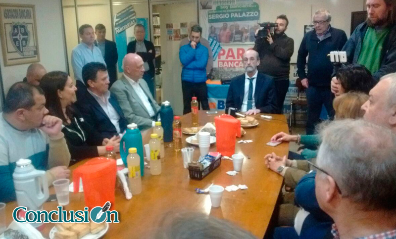 La Bancaria se reunió con legisladores por la recuperación del Banco de Santa Fe