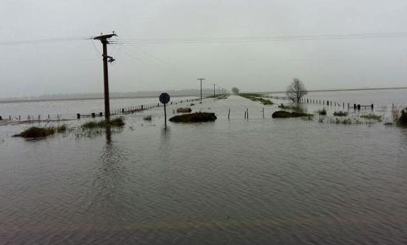 Inundaciones en La Pampa aíslan a un pueblo entero