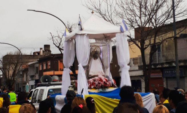 Con gran concurrencia, comenzó la peregrinación de Rosario a San Nicolás