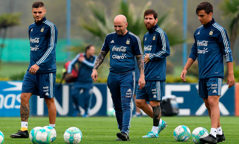 Sampaoli anunciará este viernes la lista para jugar con Perú y Ecuador