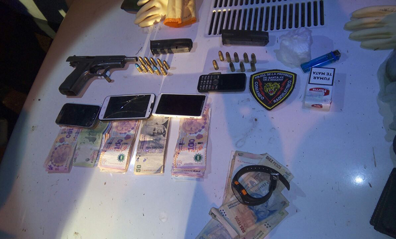 Detenidos con armas y drogas en patrullaje de rutina en zona sudoeste