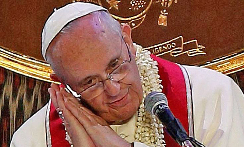 Francisco reconoció que a veces se duerme mientras reza